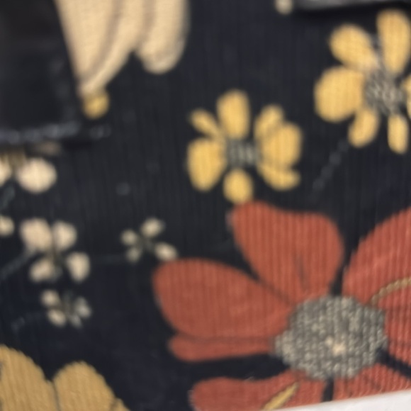 Accessory cases - Picture 5 of 6